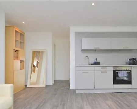 Stadtnah Mit Weinbergblick Daire